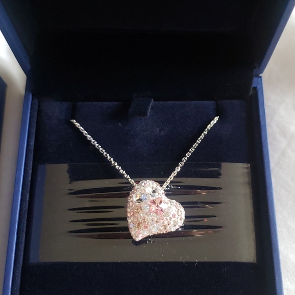 Necklace - Picture 2 of 2